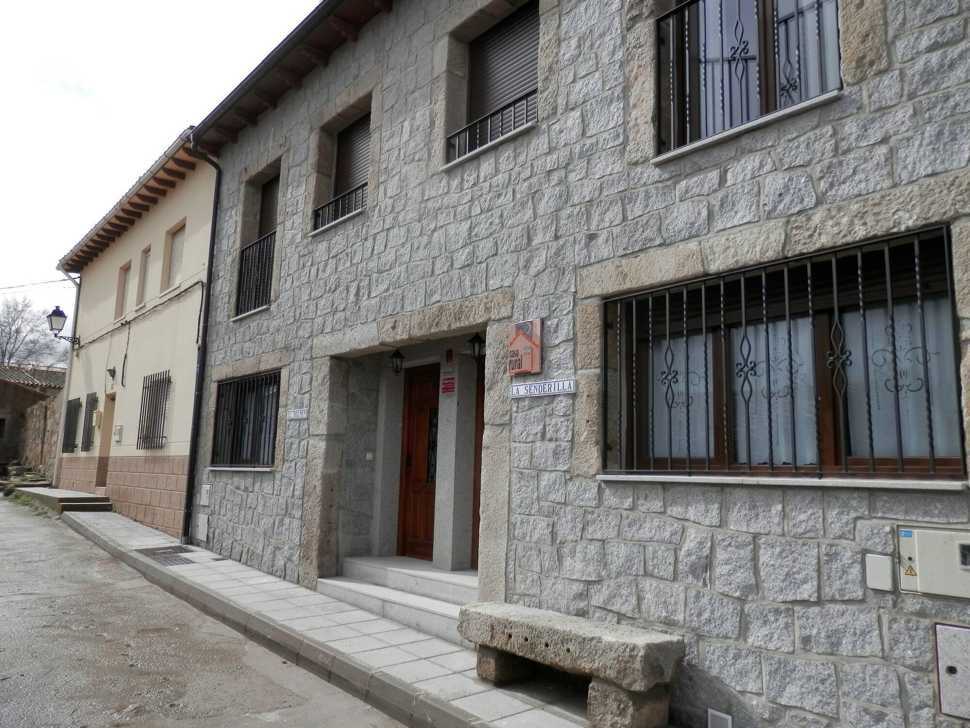 Casa Rural El Dolmen Bernuy-Salinero Luaran gambar
